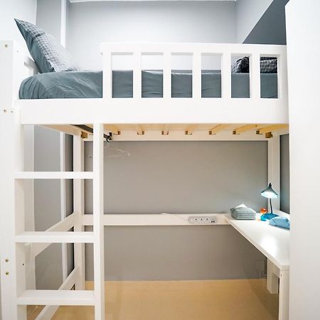 Student Accommodation - 294 Hennessy Road Hongkong Exteriör bild