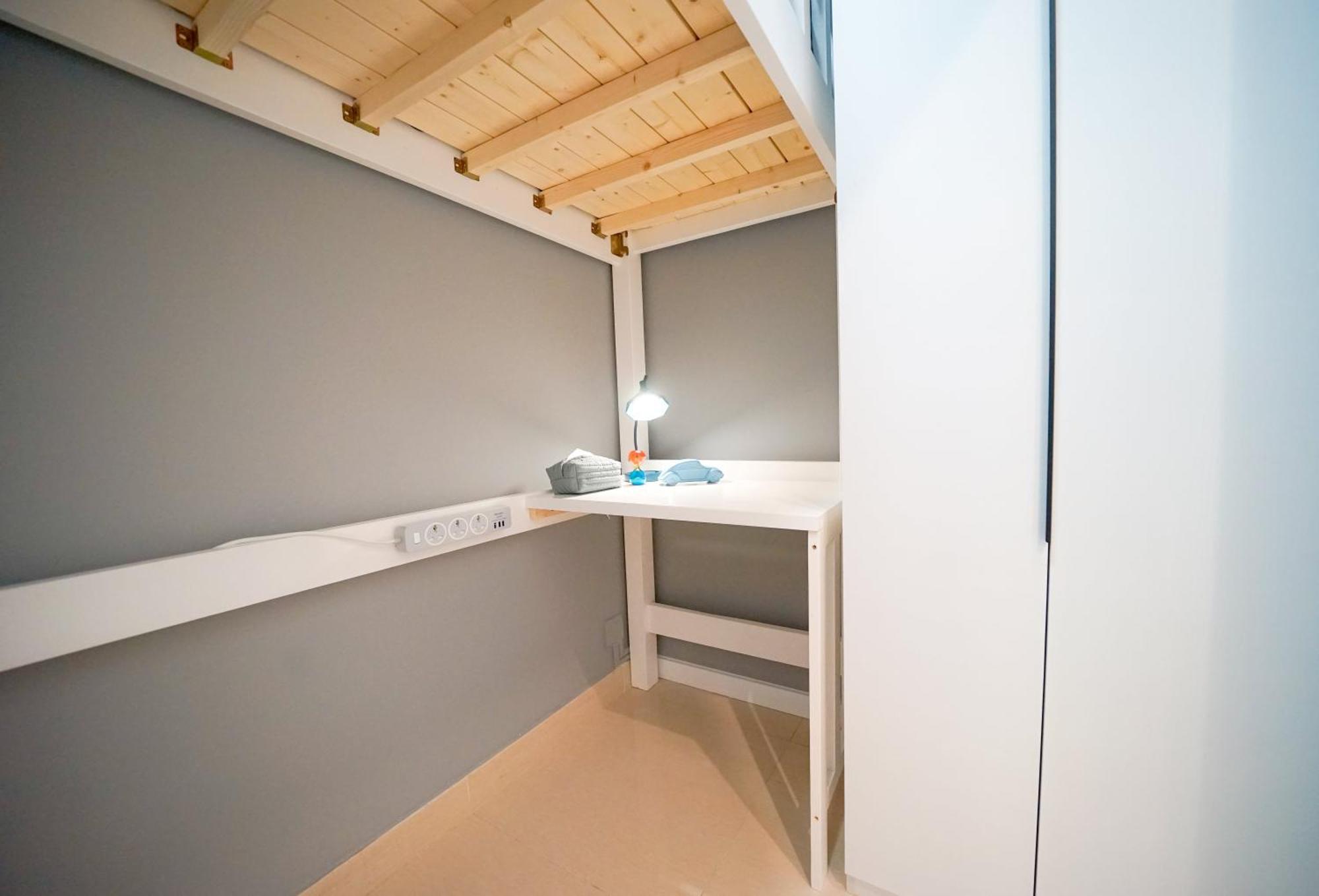 Student Accommodation - 294 Hennessy Road Hongkong Exteriör bild