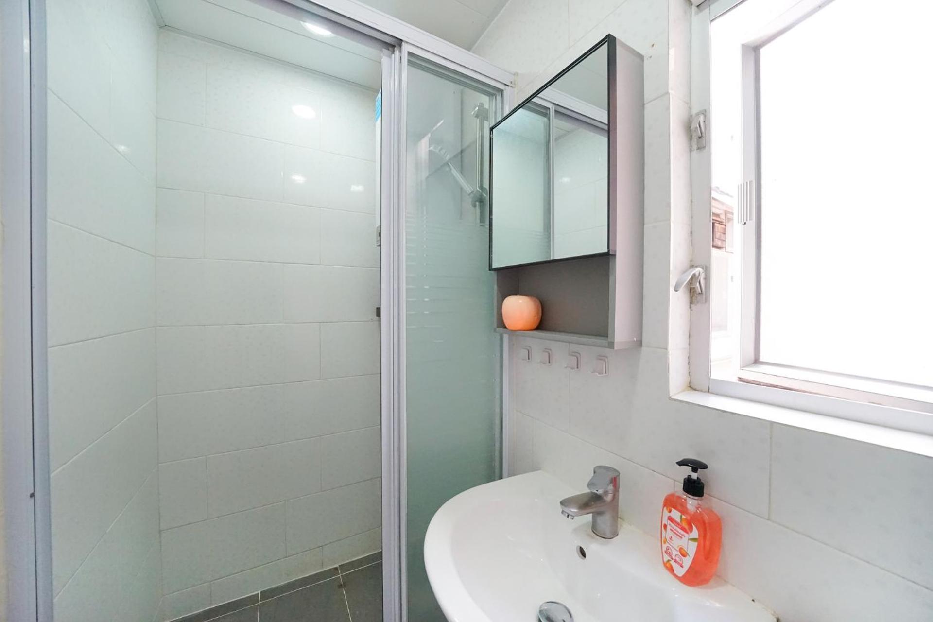 Student Accommodation - 294 Hennessy Road Hongkong Exteriör bild