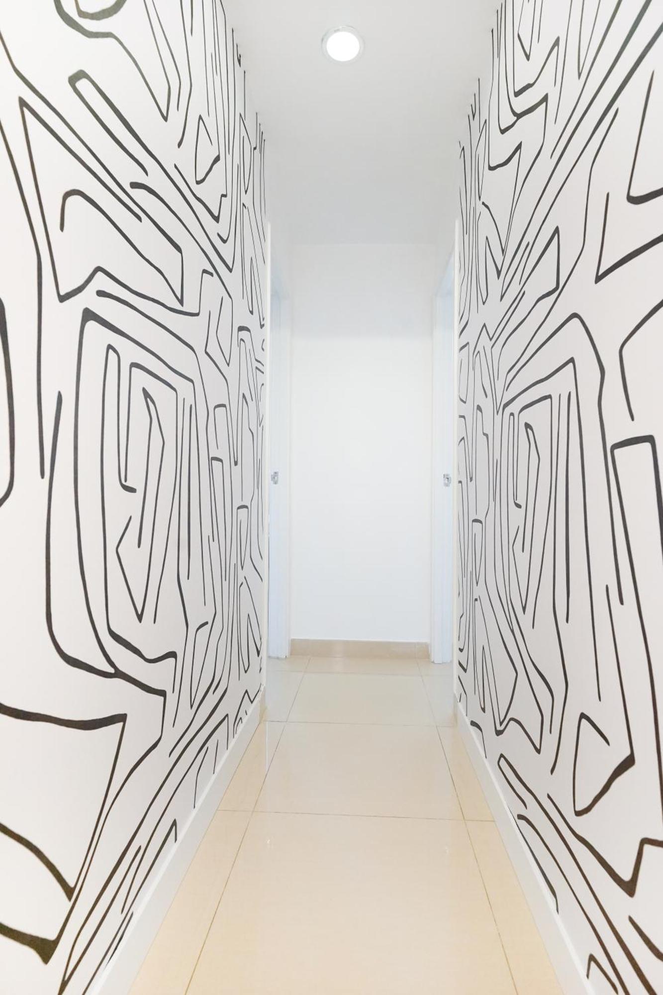 Student Accommodation - 294 Hennessy Road Hongkong Exteriör bild
